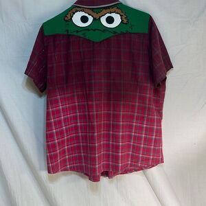 Too little monsters button up-women’s large‎